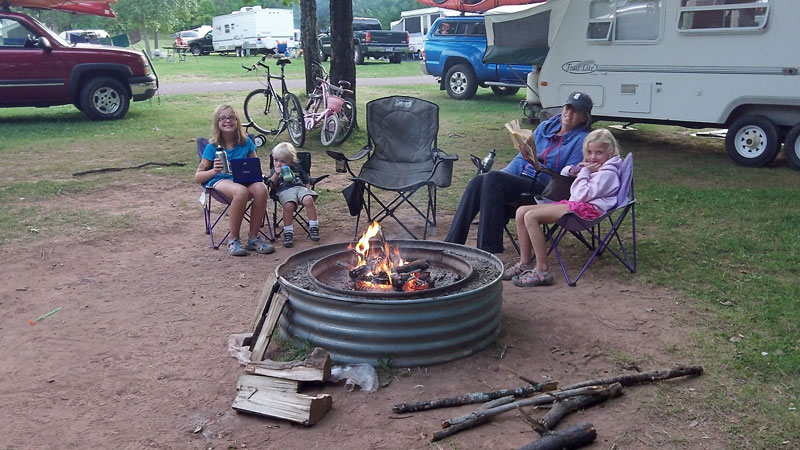 campfire at the union bay campgrouds